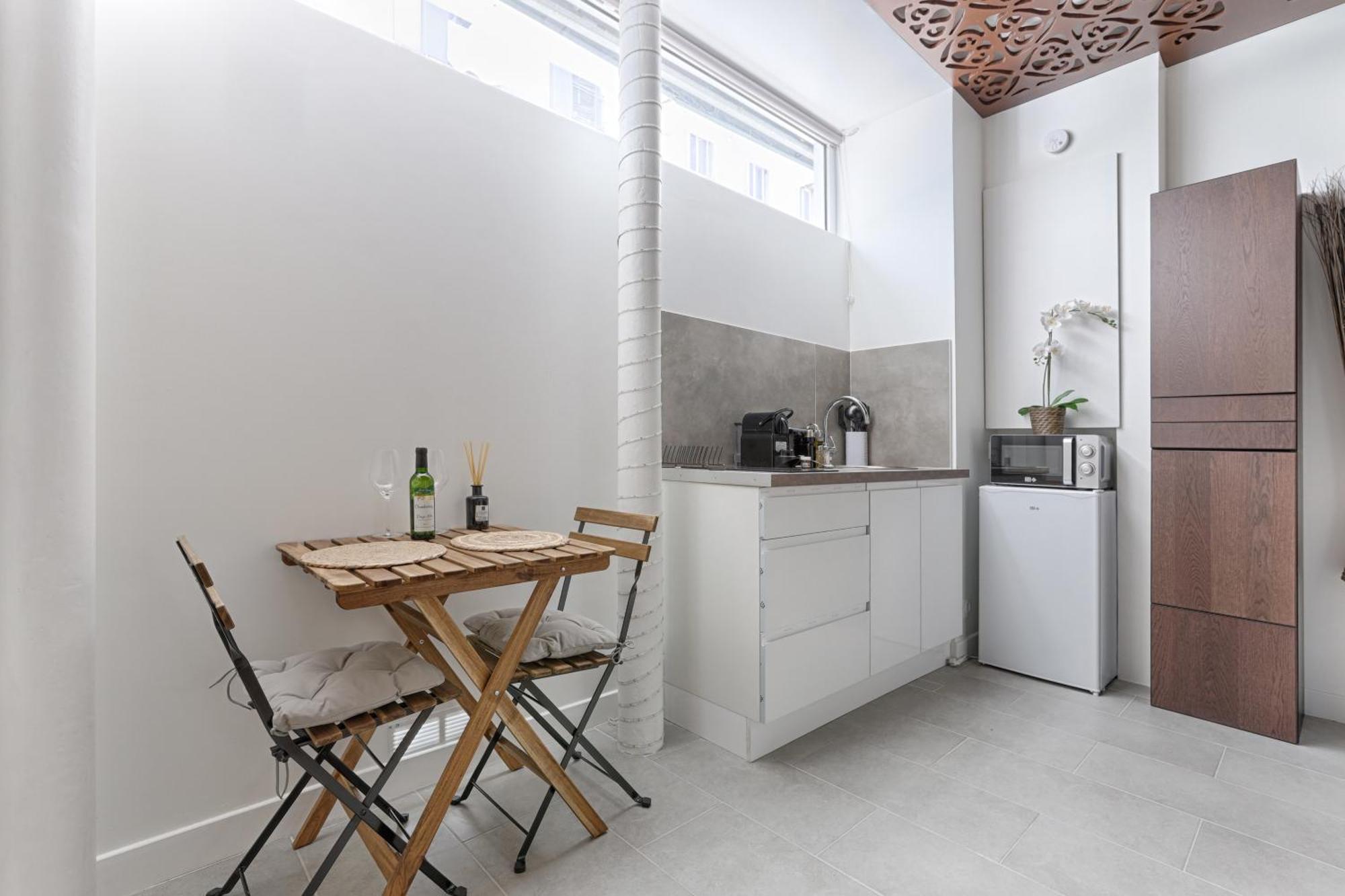 Mykeypers - Lovely Studio With Jacuzzi Paris Exteriör bild